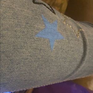 Meet your Posher, Kaisha